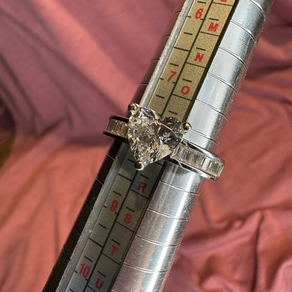 Heart shaped cubic zirconia set in sterling, silver with channel cz’s - Picture 9 of 9